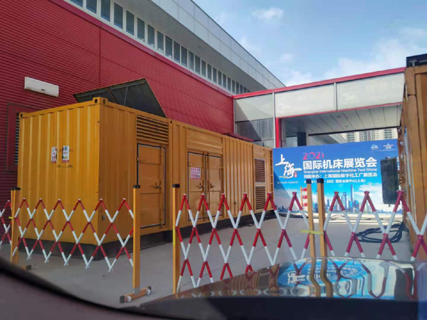 望谟发电车出租-发电机无电压或电压太低怎么办？
