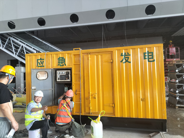 望谟怎样判断空气滤清器是否需要更换？